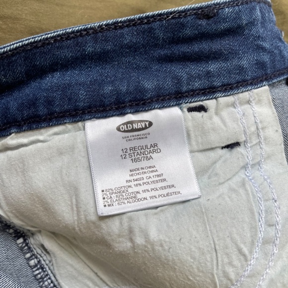 Old Navy The Rockstar Mid-rise Jean - Picture 3 of 3